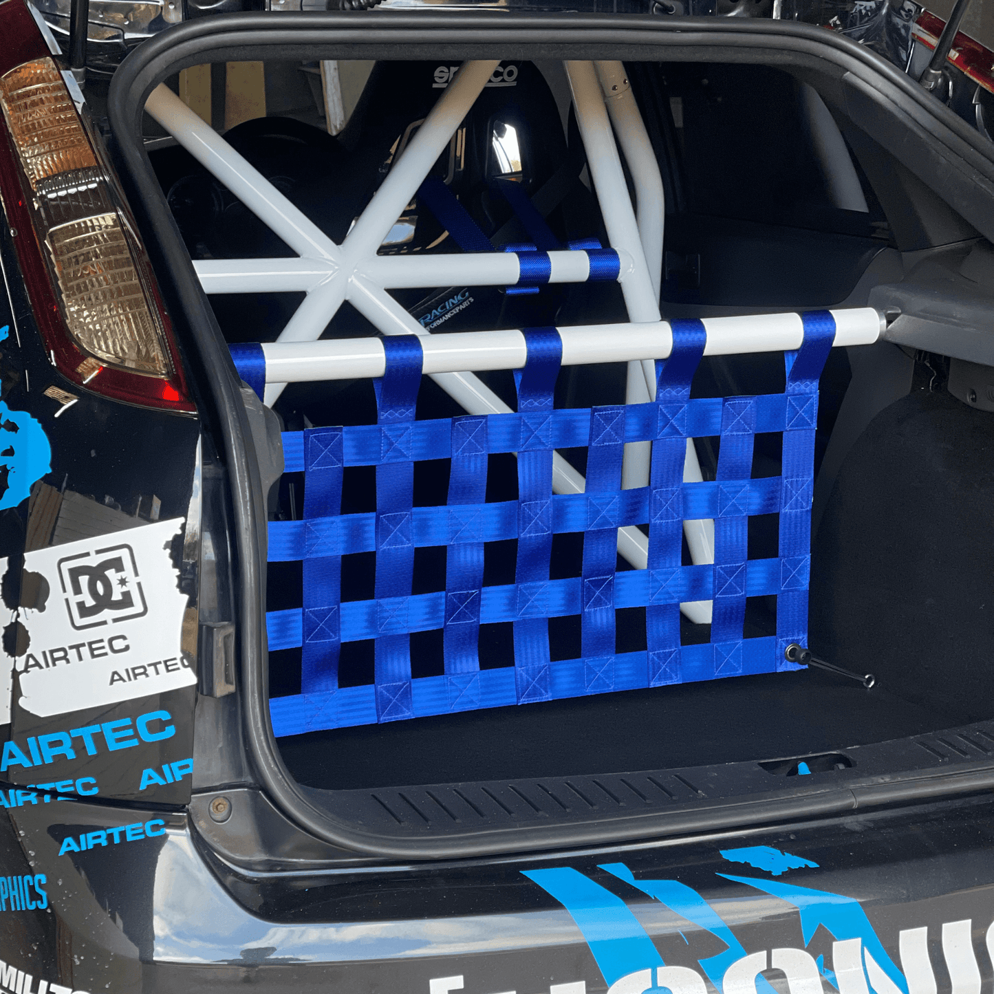 Ford Focus MK2 Rear Strut Bar & Boot Cargo Net Kit Interior Brace 2004–2011