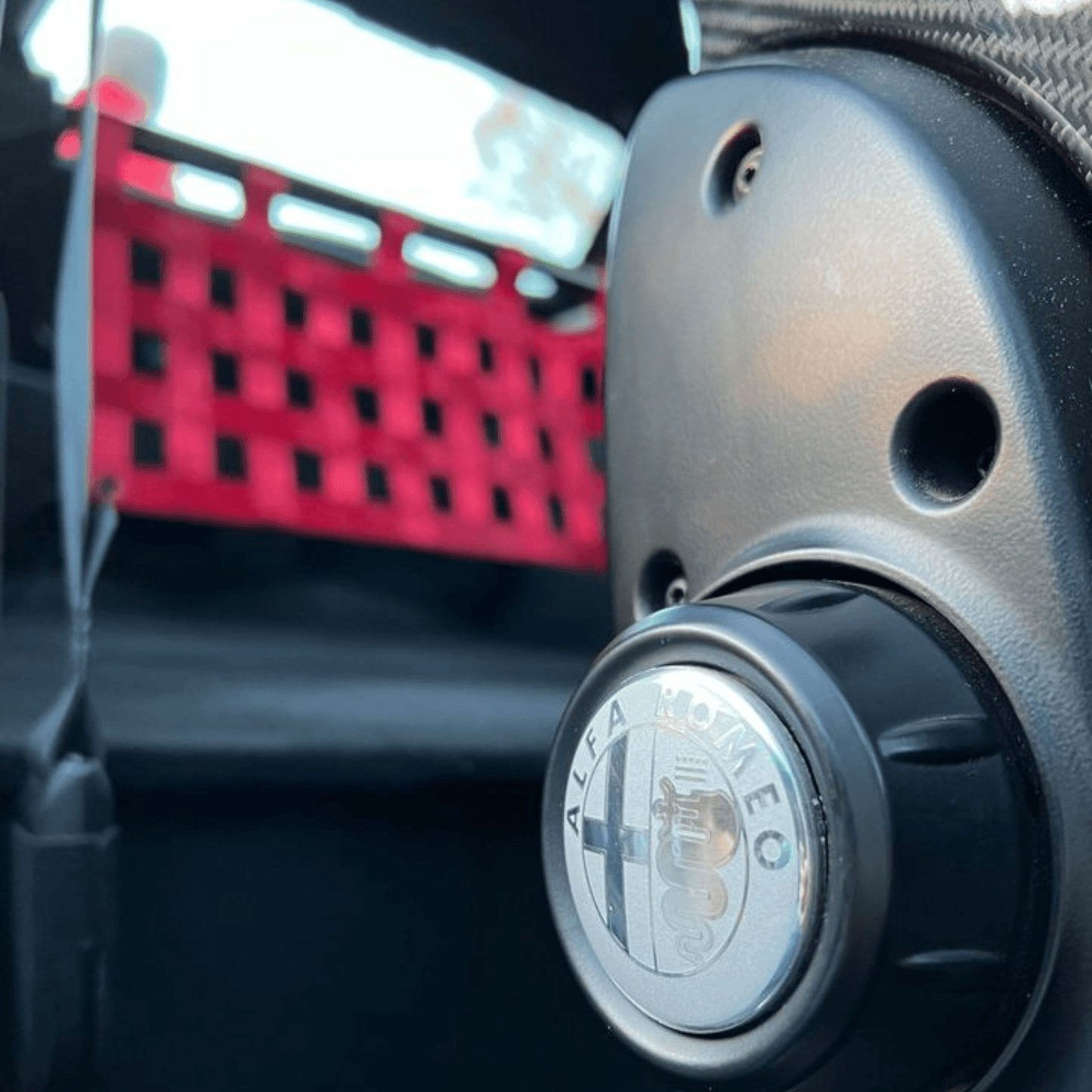 Alfa Romeo MiTo Interior Strut Bar & Cargo Net Kit